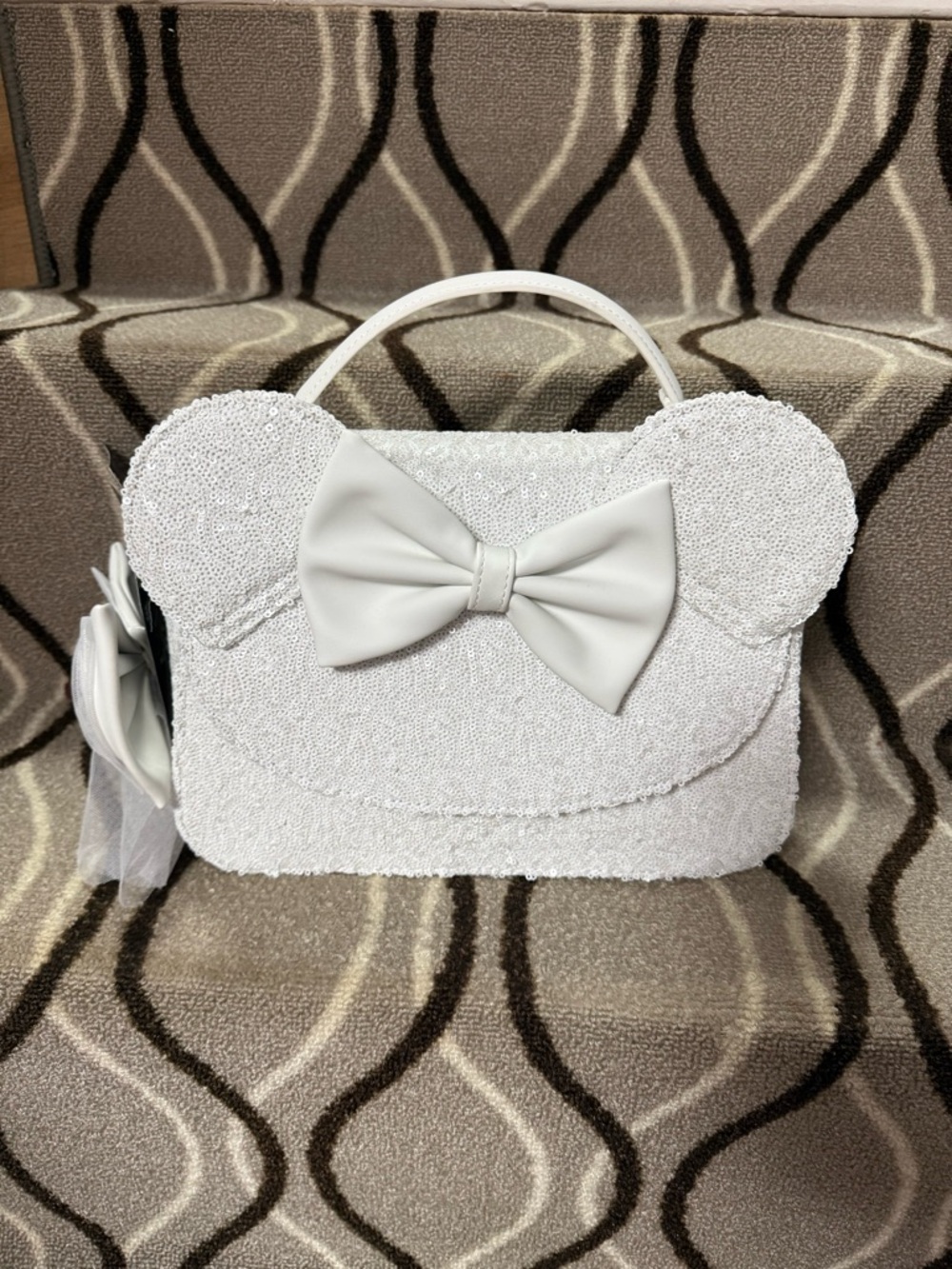 Loungefly White Sequin Bridal Minnie Purse
